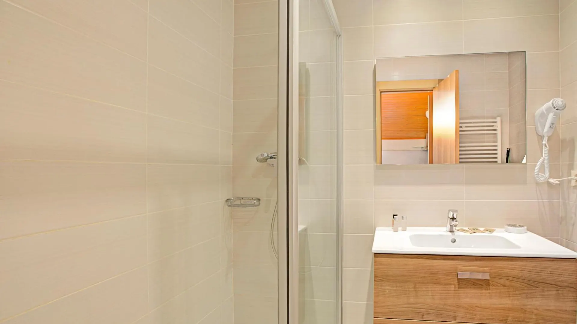El Tarter Spacious Ski Apartment - Happy Rentals El Tarter