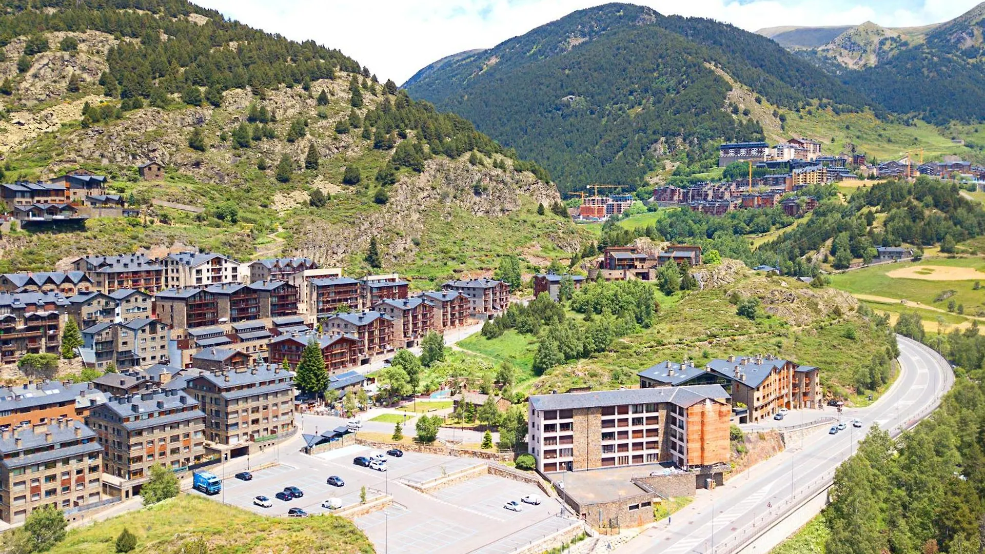 El Tarter Spacious Ski Apartment - Happy Rentals