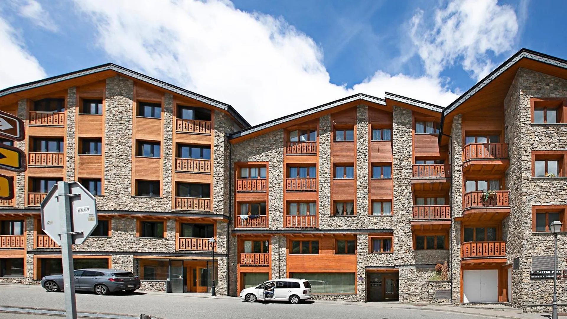 El Tarter Spacious Ski Apartment - Happy Rentals 0*, El Tarter Andorra